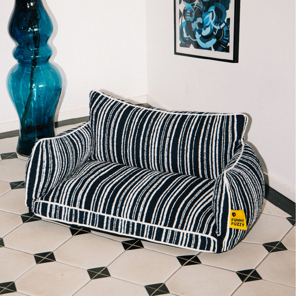 Orthopedic All-season Dog Sofa Bed Boucle Dog Bed - Funnyfuzzy SnugNest