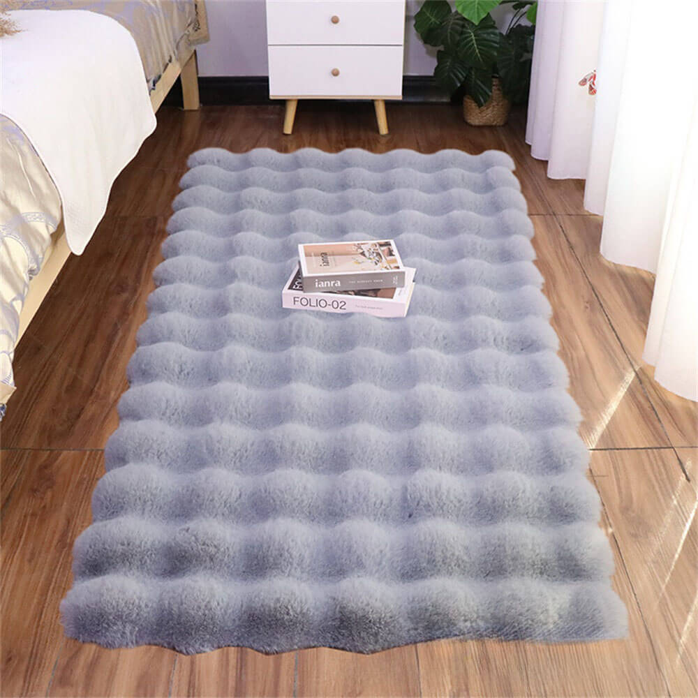 Ultra-Soft Plush Pet-Friendly Rug - Cosy & Durable for Your Home