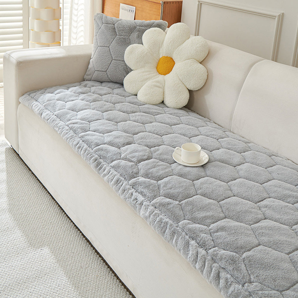 Thick Plush Hexagon-Quilted Pet Mat Non-Slip Sofa Cover