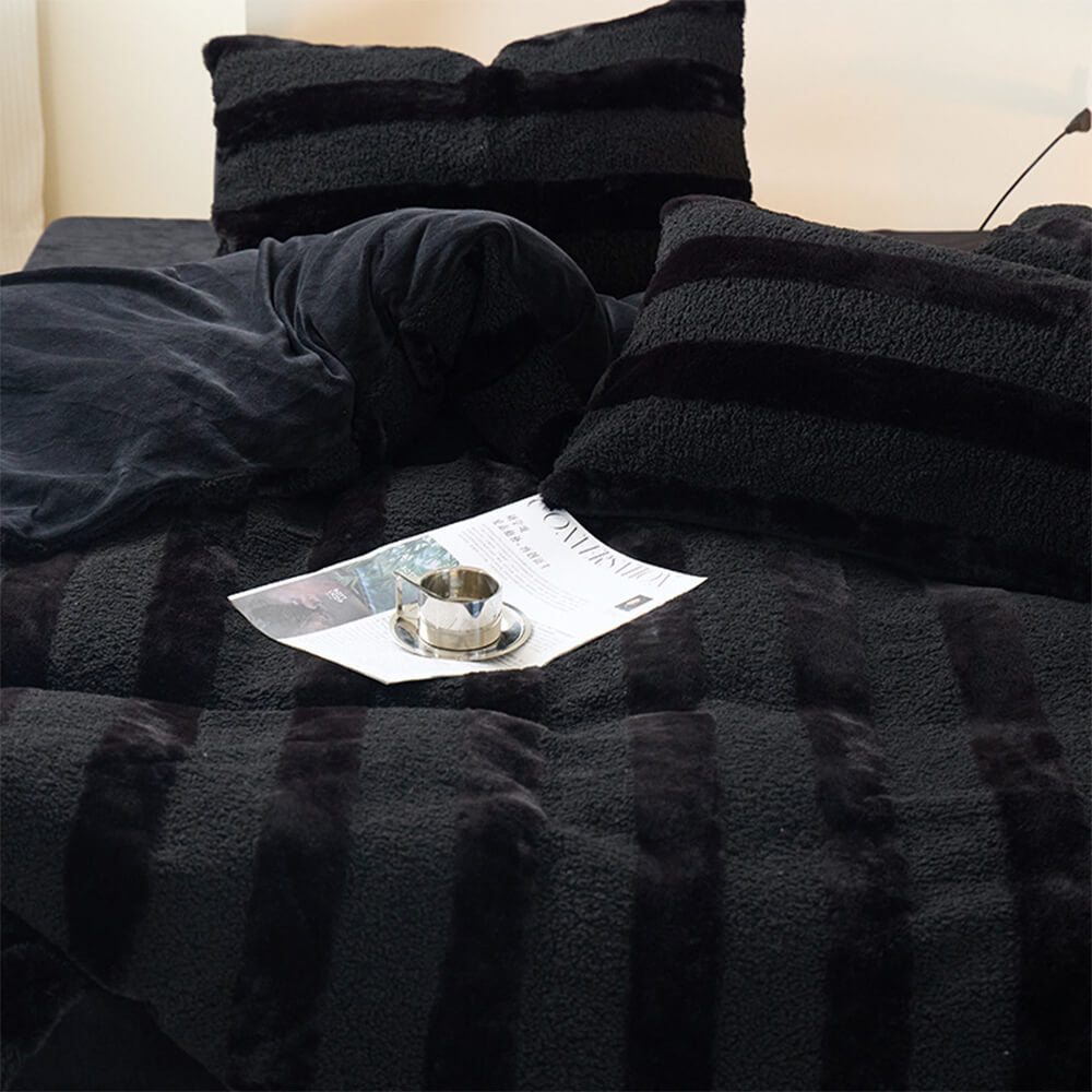 Dual-Sided Cosy Striped Bed Sheet Set