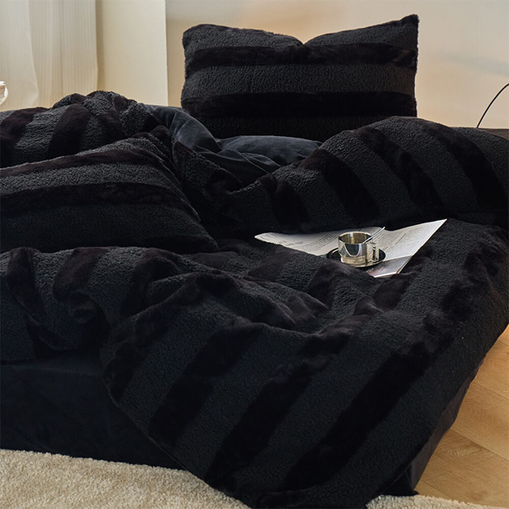Dual-Sided Cosy Striped Bed Sheet Set