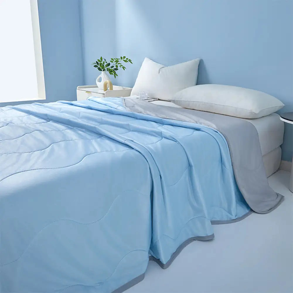 Cooling Ice Silk Double-Sided Heat-Absorbing Blanket - Wave