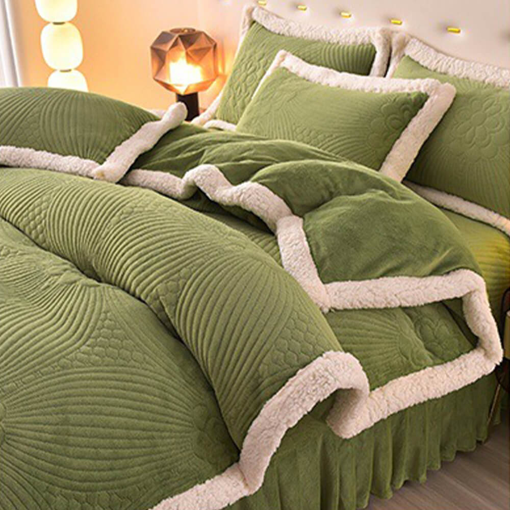 Floral Quilted Cosy Thickened Milk Fleece Bed Skirt Set