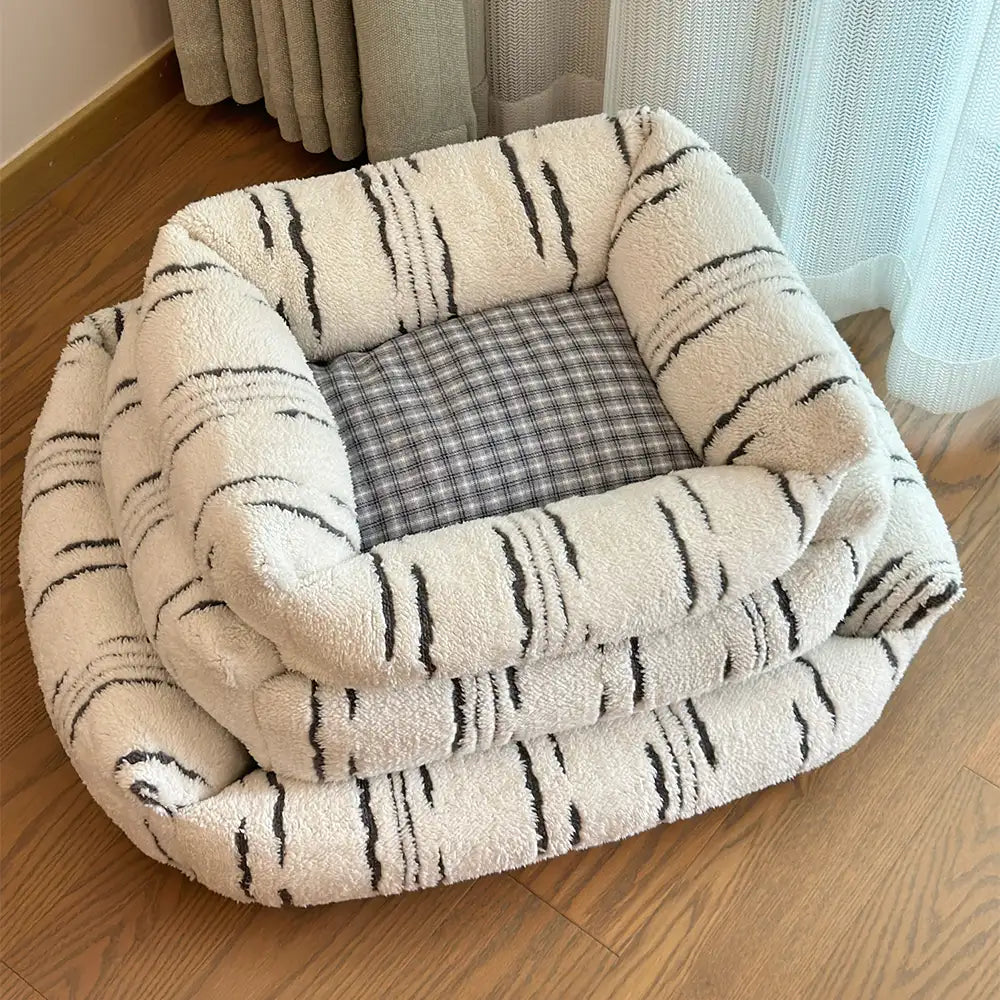 Modern Plaid Plush Thickened Square Calming Dog Bed