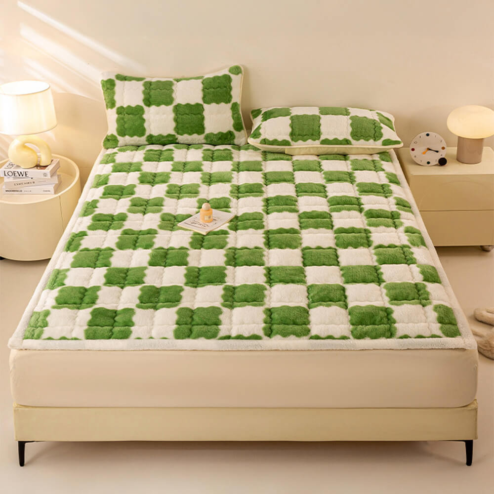 Warm Chequerboard Plush Mattress Topper and Pillowcase