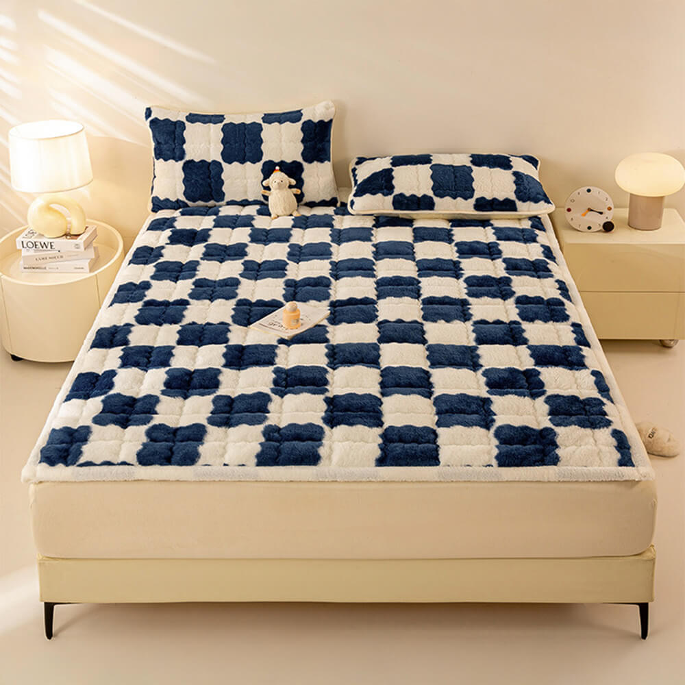 Warm Chequerboard Plush Mattress Topper and Pillowcase