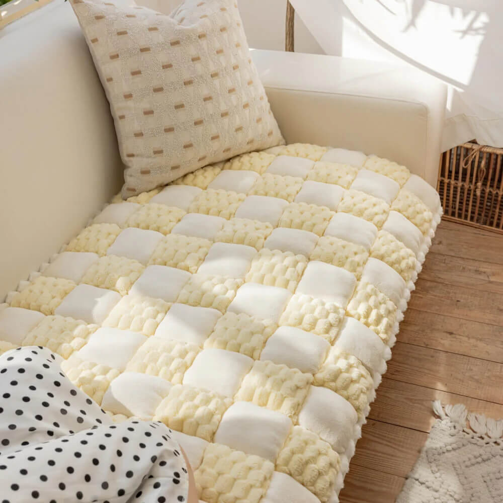 Plush Handmade Colour Block Dog Mat Soft Furniture Protector Non-Slip Sofa Cover
