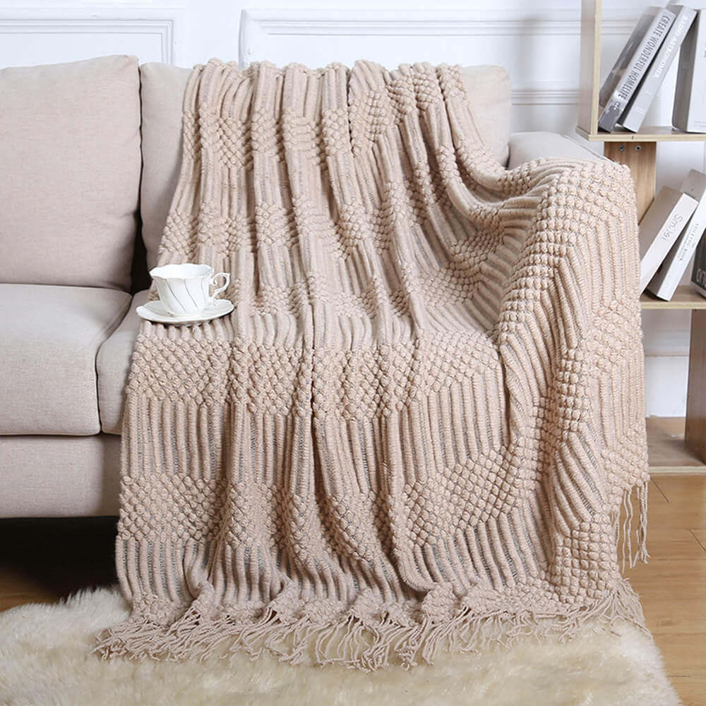 Luxuriously Soft Cosy Knitted Fleece Fringed Edges Throw Blanket