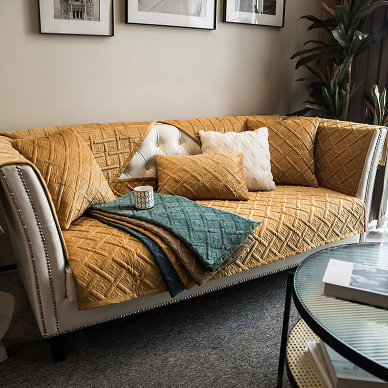 Vintage Dark Quilted Velvet Scratch-resistant Sofa Cover