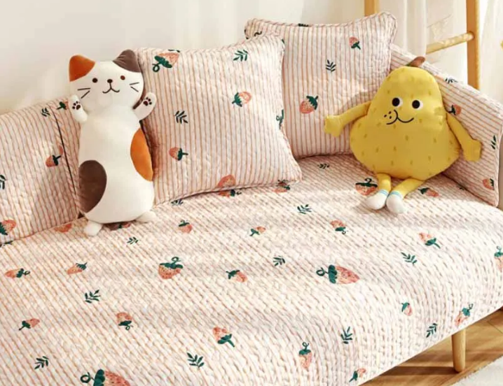 A Step-by-Step Guide on Washing Sofa Covers Without Shrinking