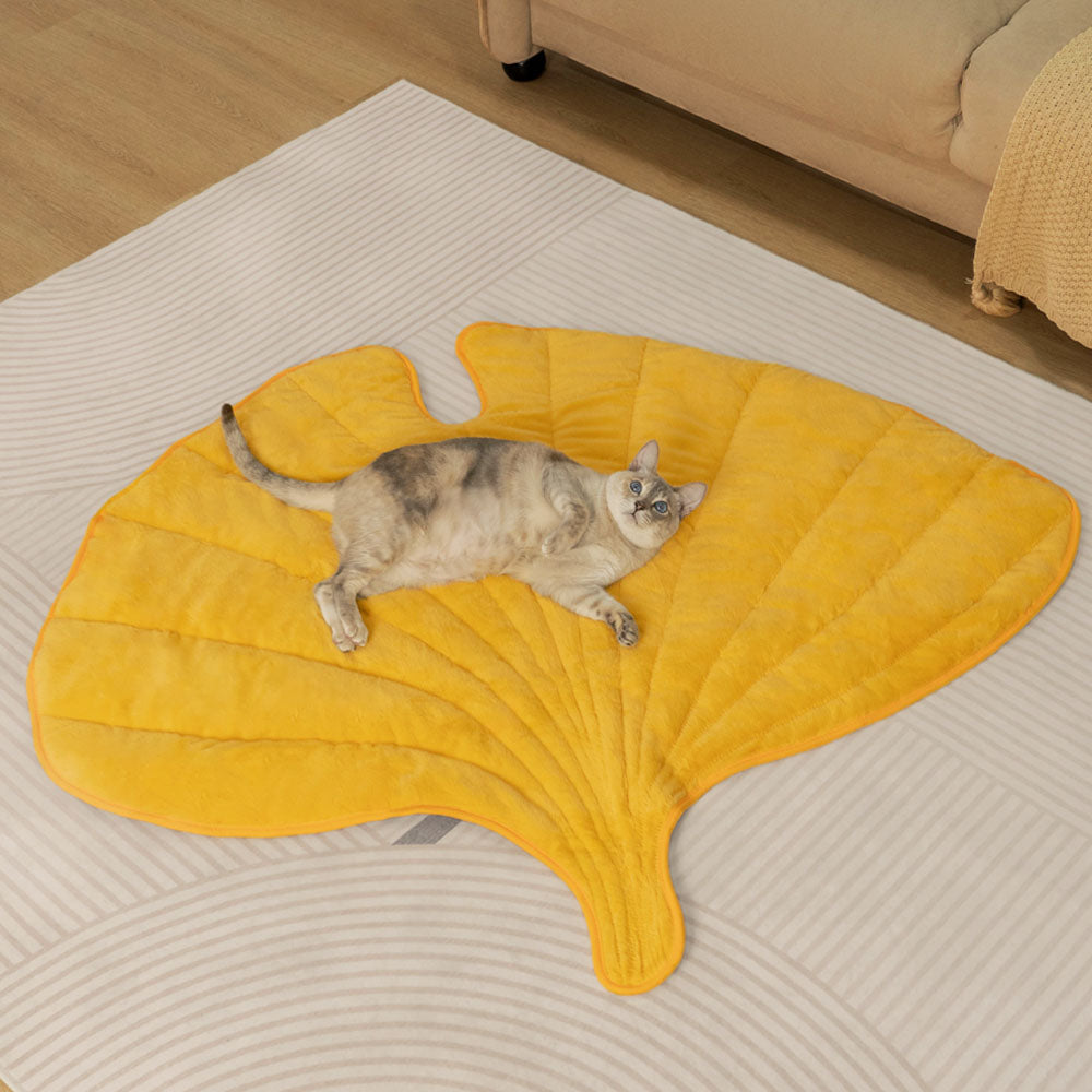Cosy Plush Calming Washable Blanket Cat Mat