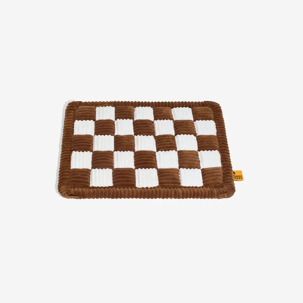 Cosy Plaid Non-Slip Dog Bed Mat for Car Seat Extender