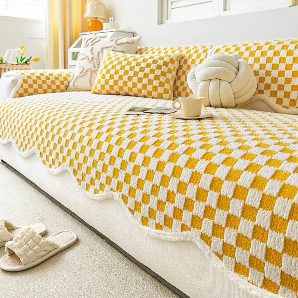 Classic Chequerboard Plush Comfortable Scratch-Resistant Non-Slip Sofa Cover