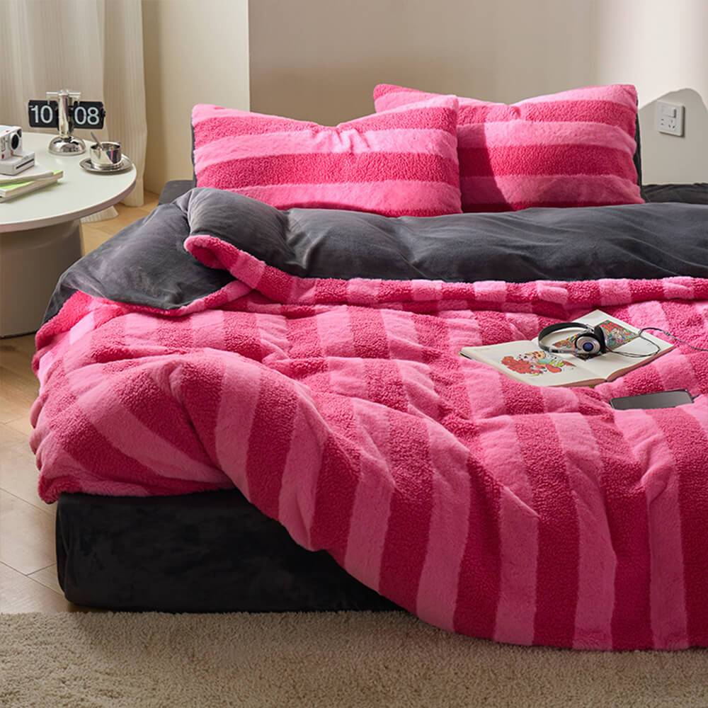 Dual-Sided Cosy Striped Bed Sheet Set