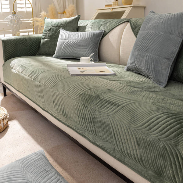 Leaf Patterned Plush Warm Non-Slip Sofa Cover