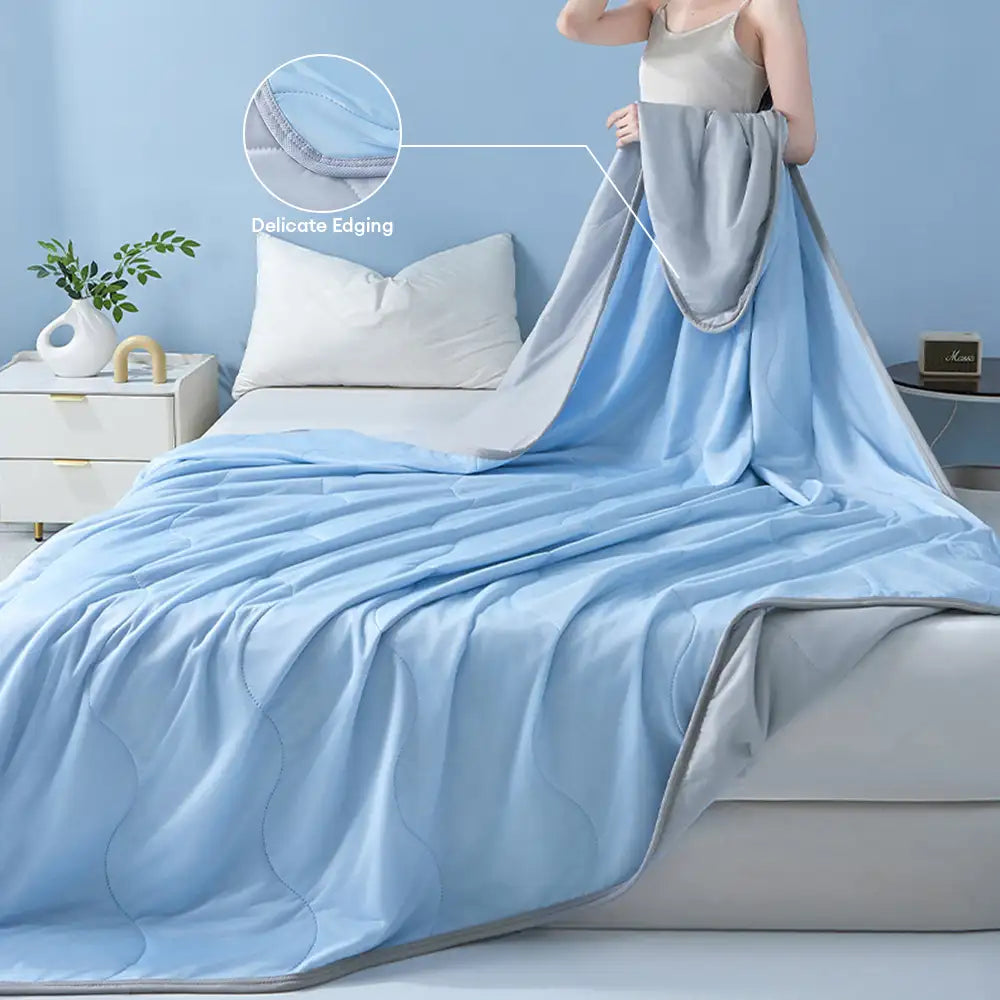 Cooling Ice Silk Double-Sided Heat-Absorbing Blanket - Wave