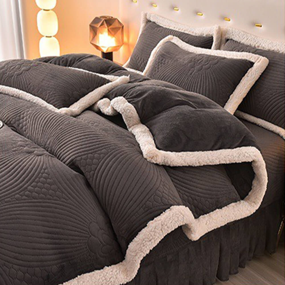 Floral Quilted Cosy Thickened Milk Fleece Bed Skirt Set