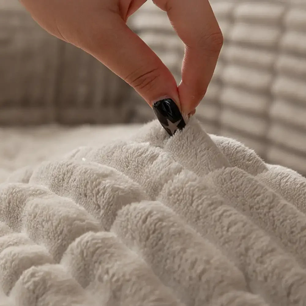 One-Piece Cozy Flannel Sofa Covers Non-Slip Recliner Armchair Covers