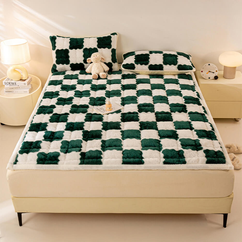 Warm Chequerboard Plush Mattress Topper and Pillowcase