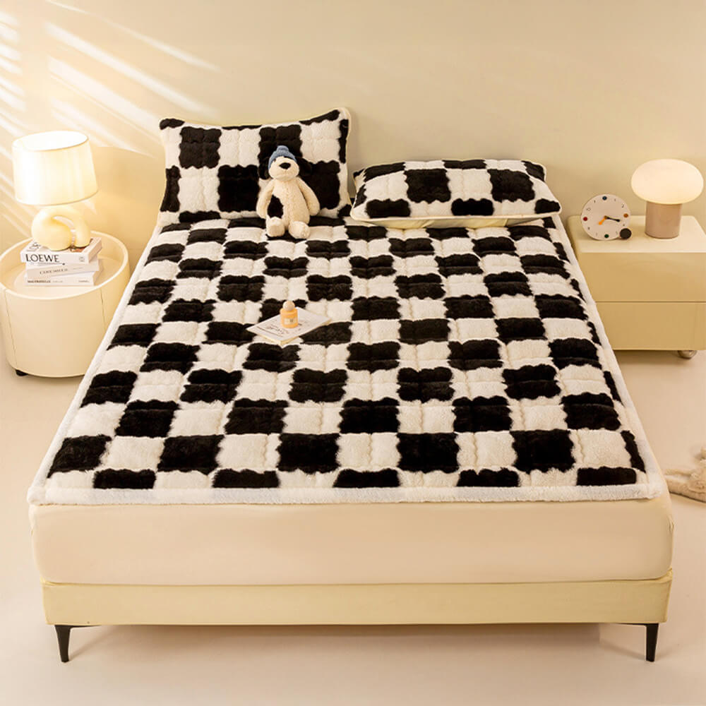 Warm Chequerboard Plush Mattress Topper and Pillowcase