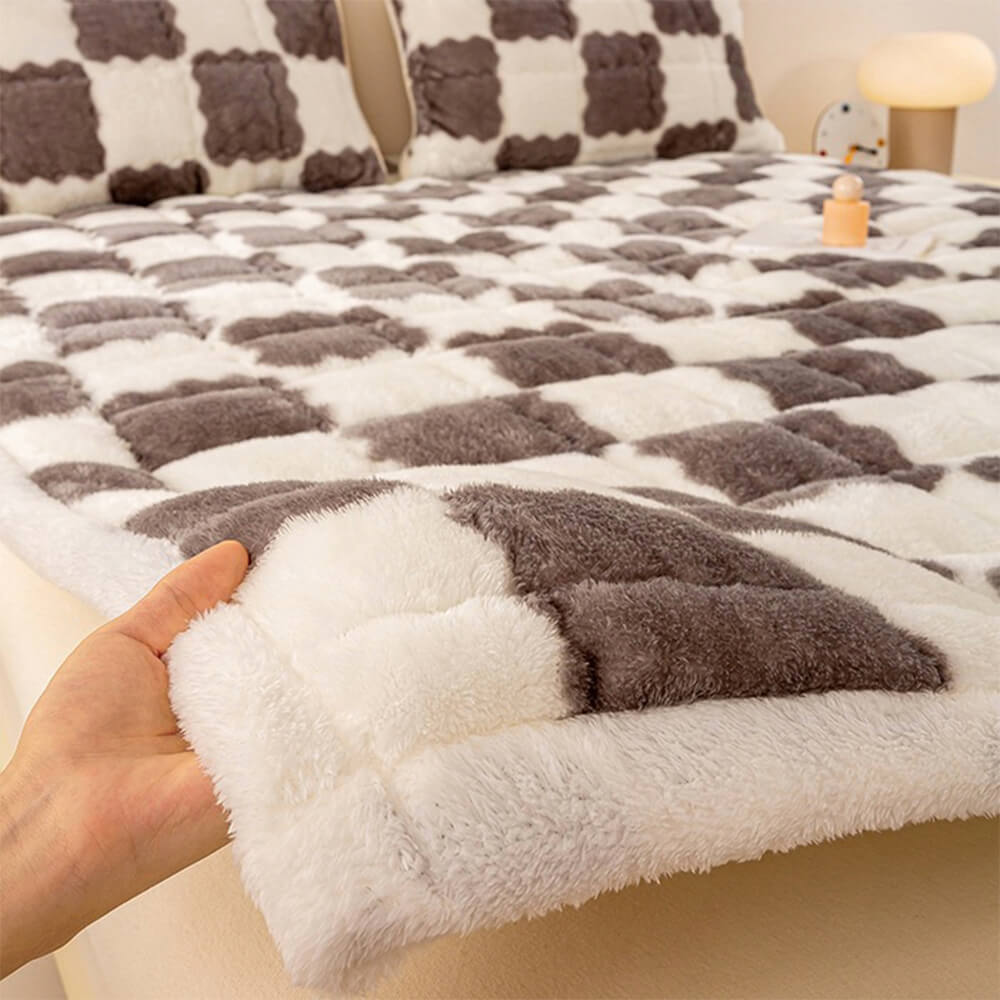 Warm Chequerboard Plush Mattress Topper and Pillowcase