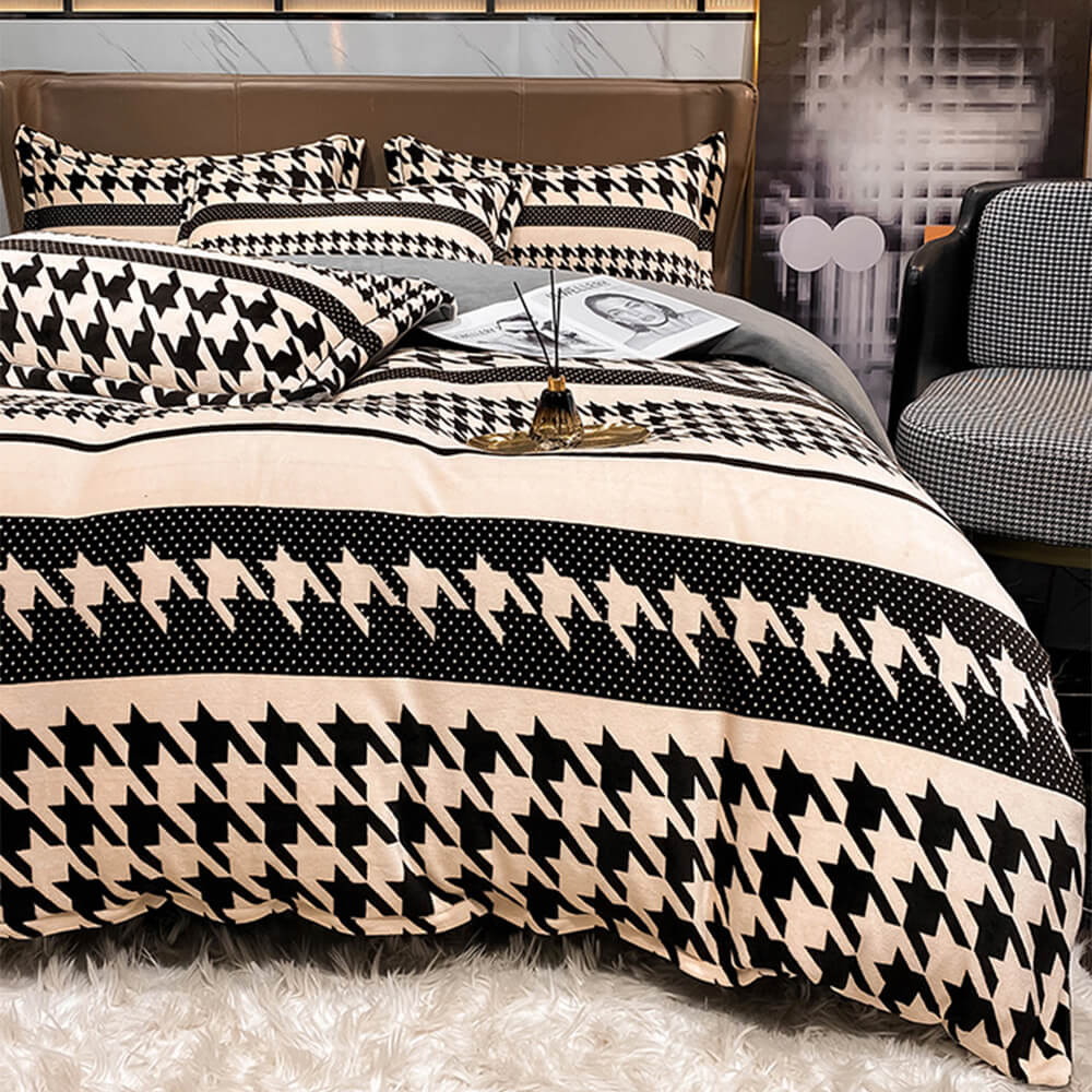 Elegant European Style Milk Velvet Anti-Static Warmth Bed Sheet Set