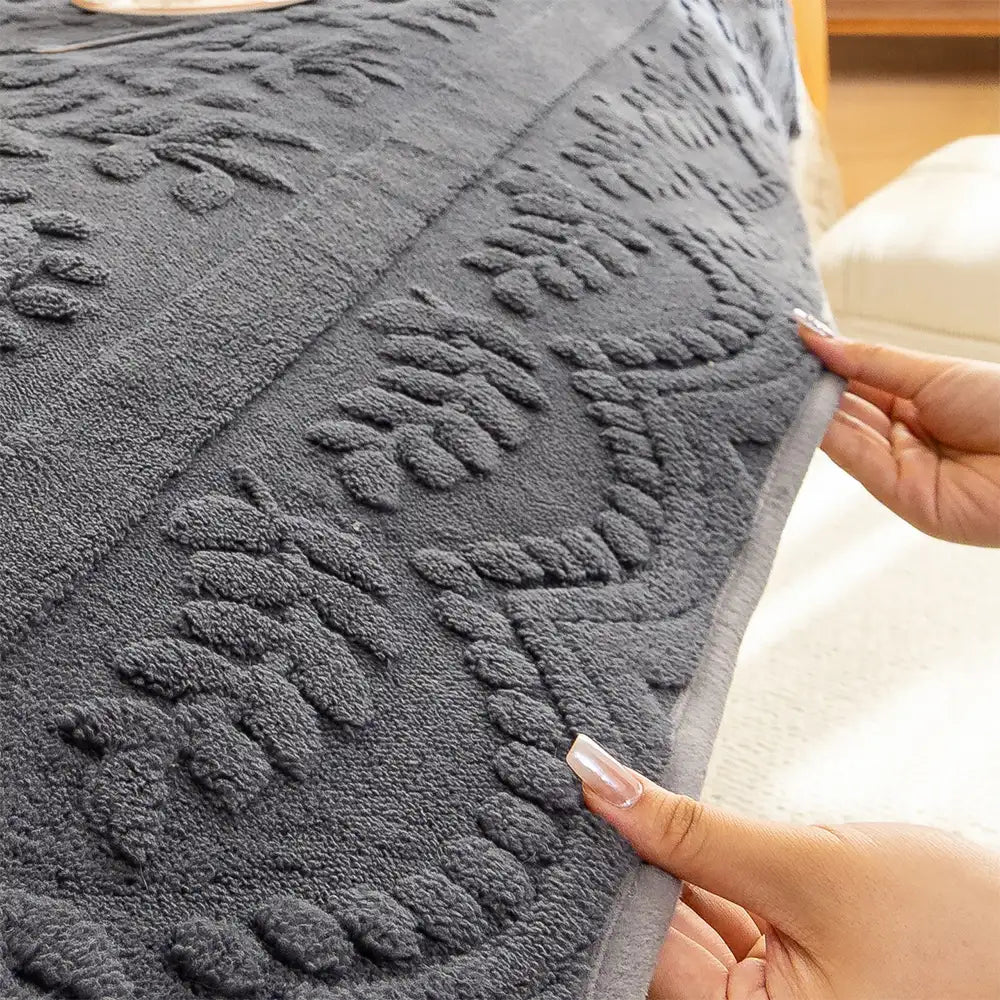 Jacquard Plush Comfortable Scratch-Resistant Non-Slip Sofa Cover