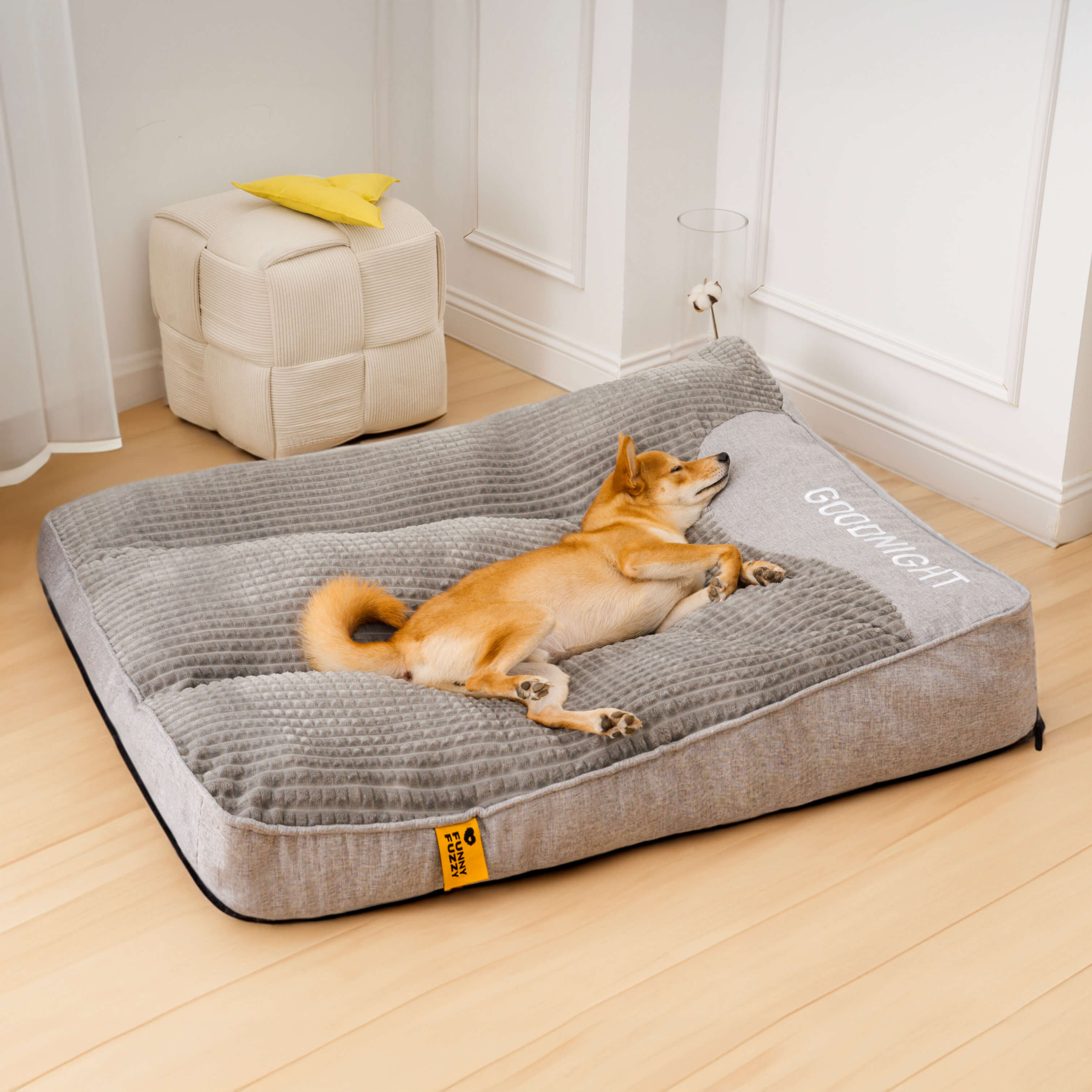 Large Garden Outdoor Dog Bed Scratch-resistant Spine Protection