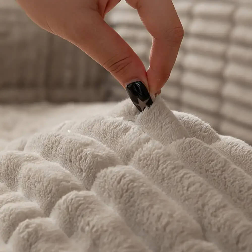One-Piece Cosy Flannel Sofa Protection Non-Slip Sofa Cover