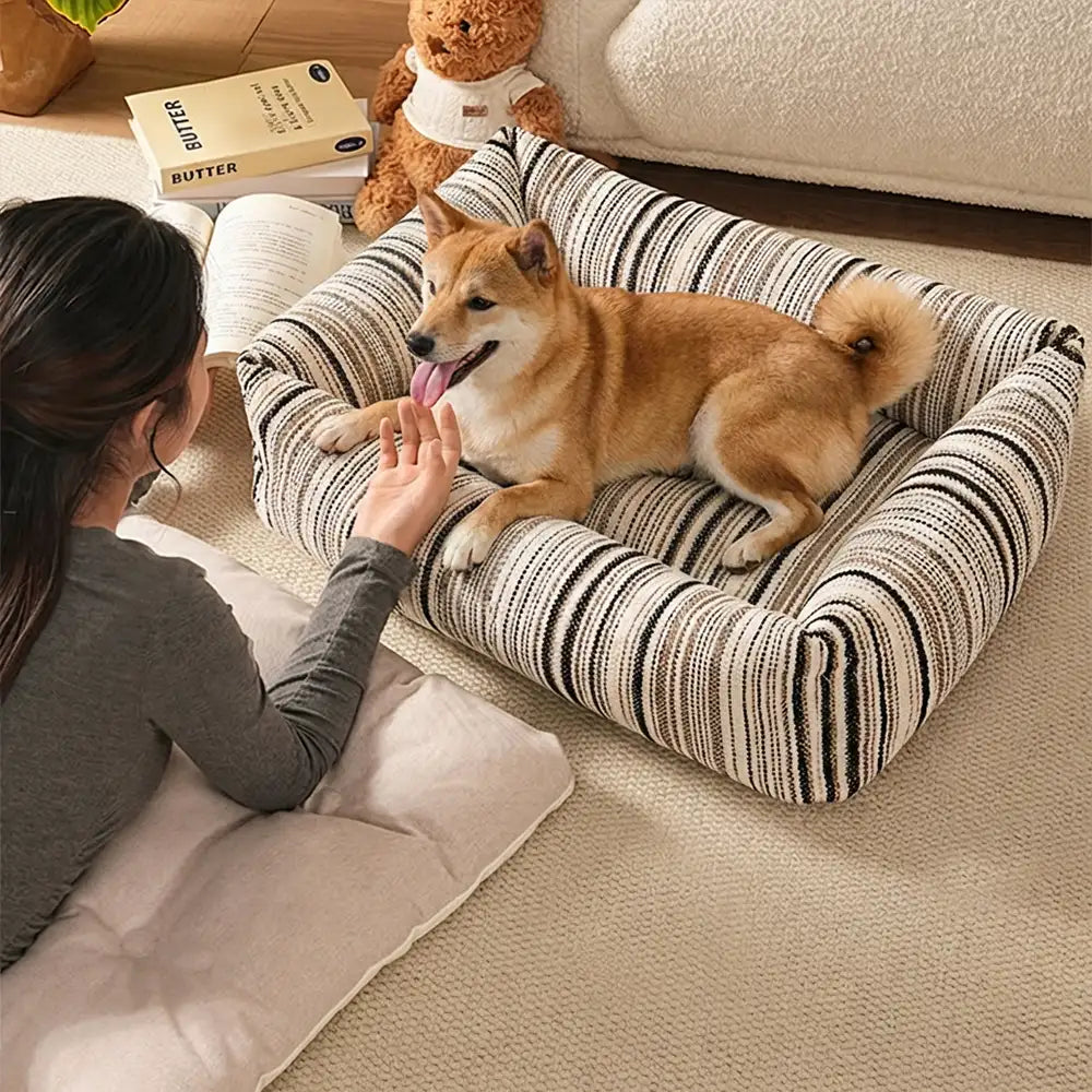 Scratch-Resistant Breathable Neck Support Square Bolster Pet Bed Dog Bed