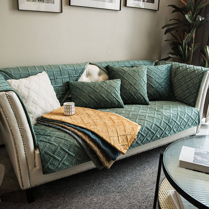 Vintage Dark Quilted Velvet Scratch-resistant Sofa Cover