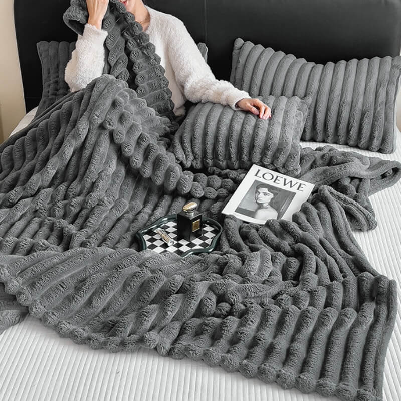 Warm Plush Sofa Throw Blanket Dog Blanket